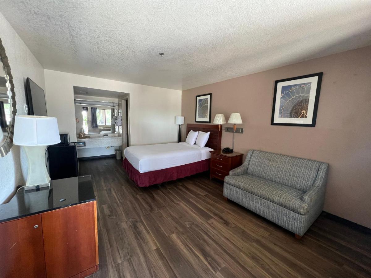 Fresno Inn Exteriér fotografie